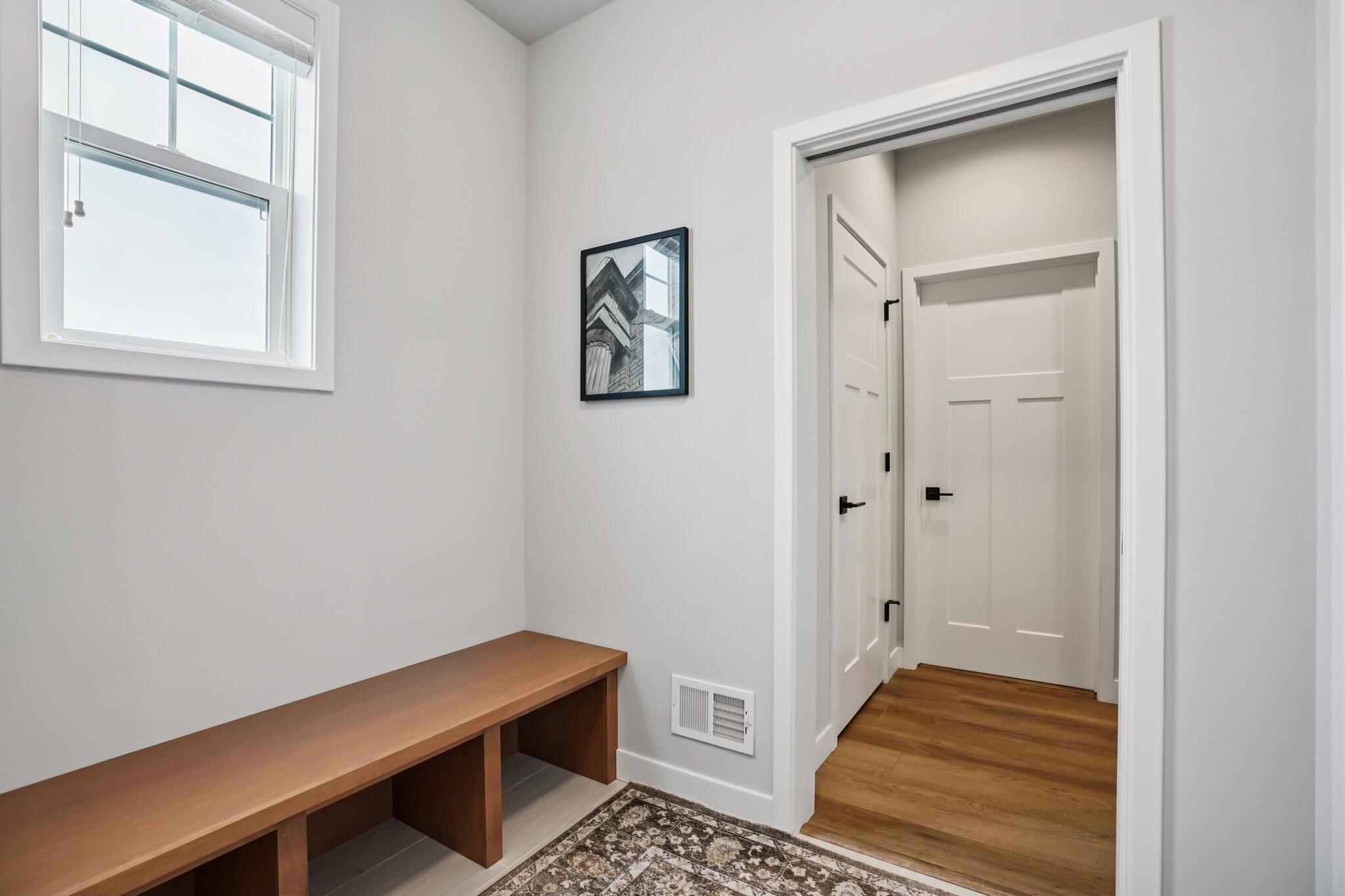 10620 Coneflower Court Mequon, WI 53097 - Photo 31 of 61 Mudroom