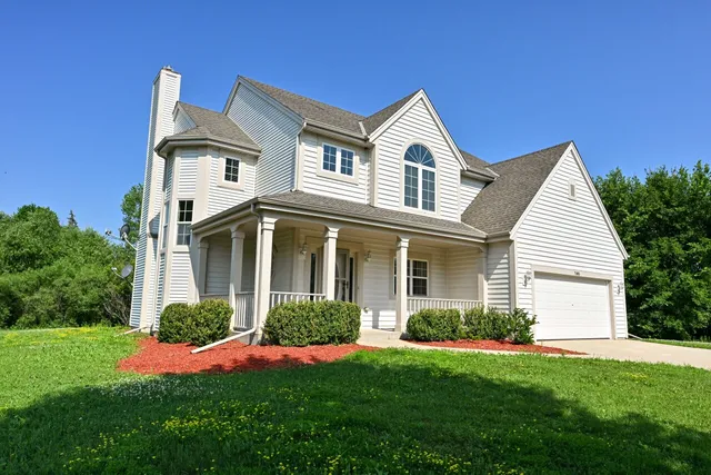 $624,900 | 7085 South Carmel Drive, Franklin, WI 53132