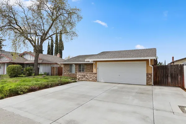 $484,888 | 3338 Routier Road, Sacramento, CA 95827