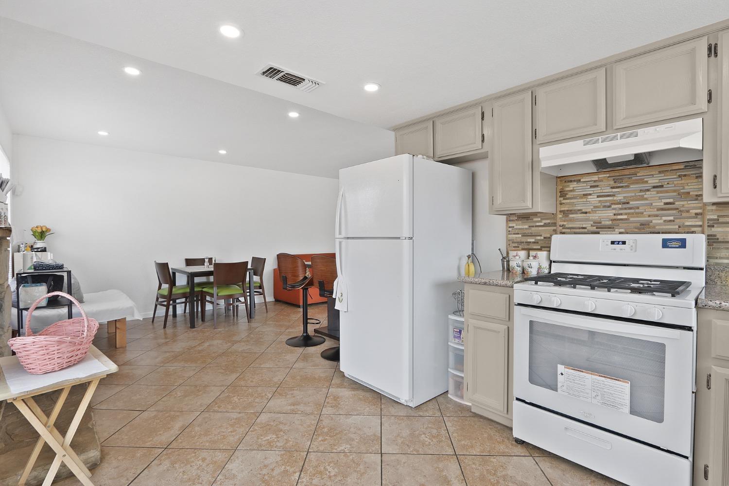 3338 Routier Road Sacramento, CA 95827 - Photo 17 of 32