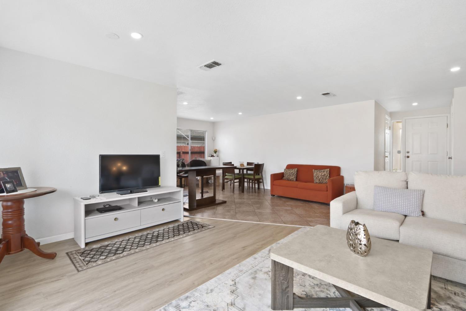 3338 Routier Road Sacramento, CA 95827 - Photo 8 of 32