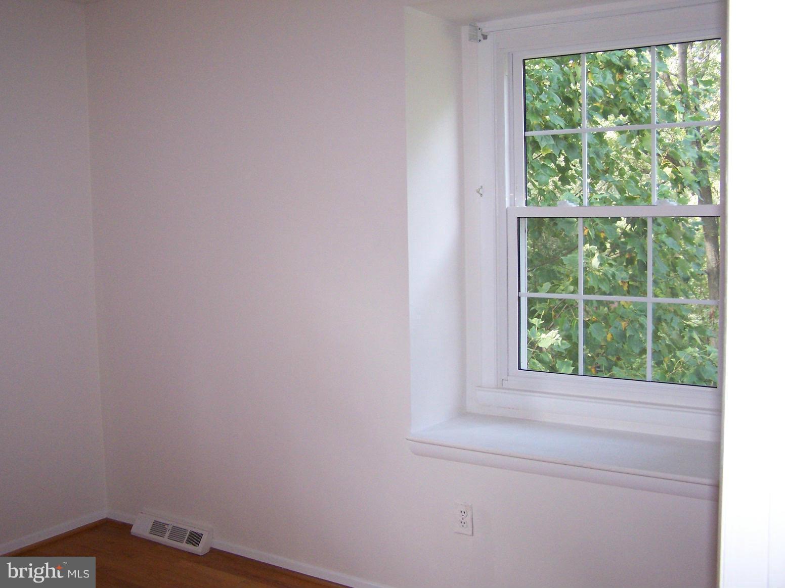 874 Shore Acres Road Arnold, MD 21012 - Photo 17 of 30 Bedroom