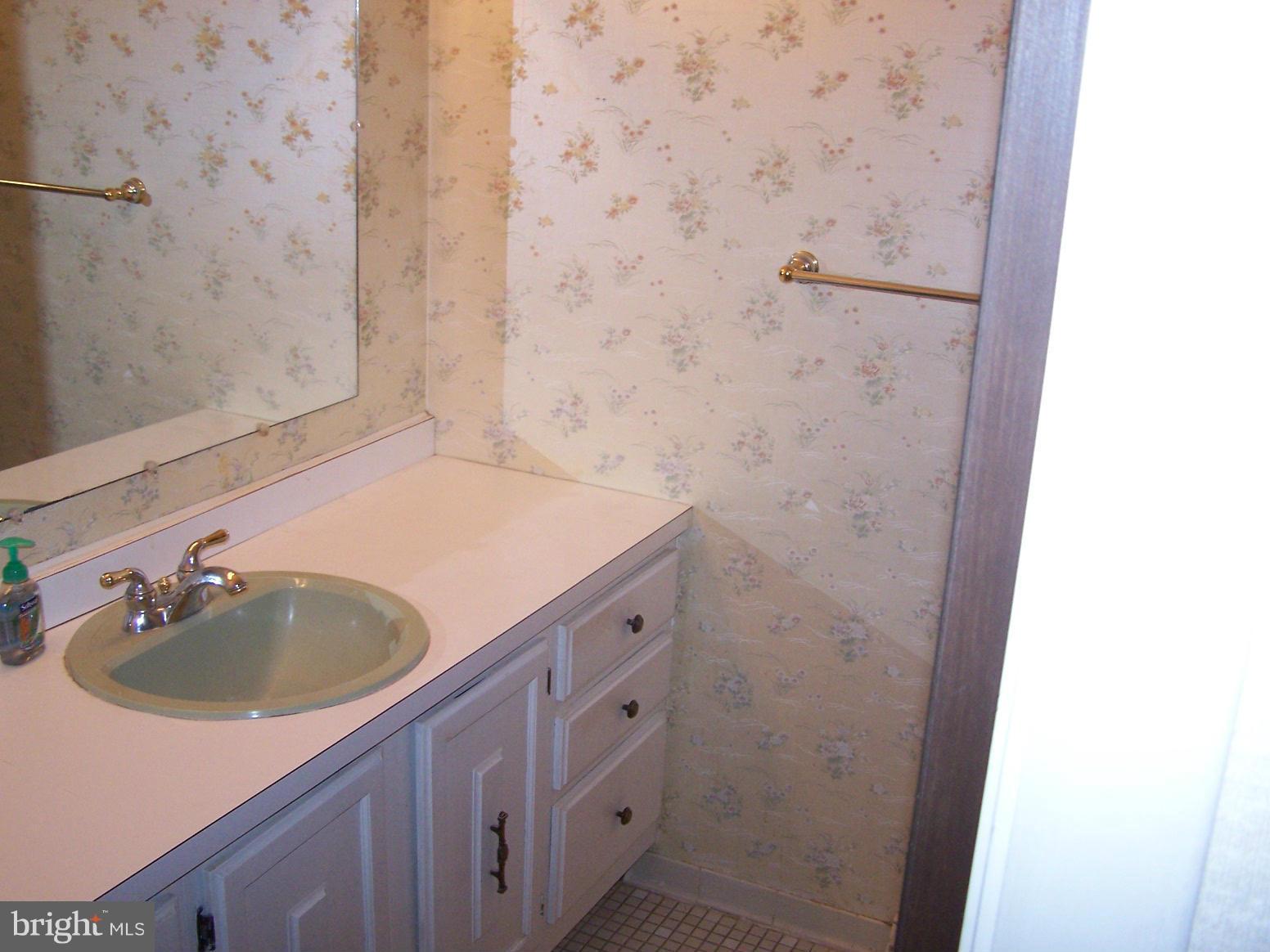 874 Shore Acres Road Arnold, MD 21012 - Photo 9 of 30 Bath