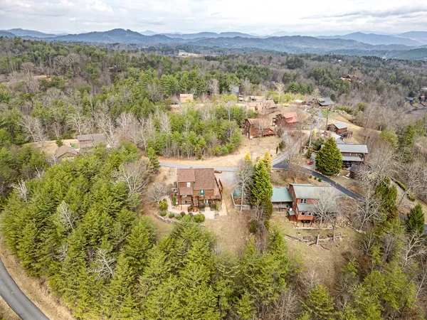 $530,000 | 210 Pin Oak Ridge, Murphy, NC 28906