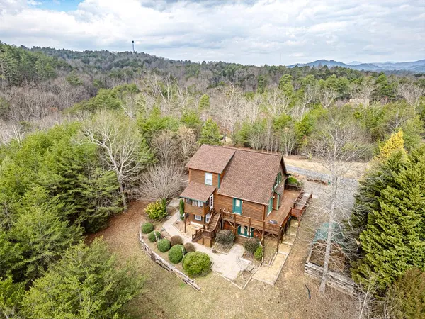 $530,000 | 210 Pin Oak Ridge, Murphy, NC 28906