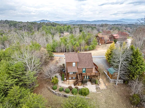 $530,000 | 210 Pin Oak Ridge, Murphy, NC 28906