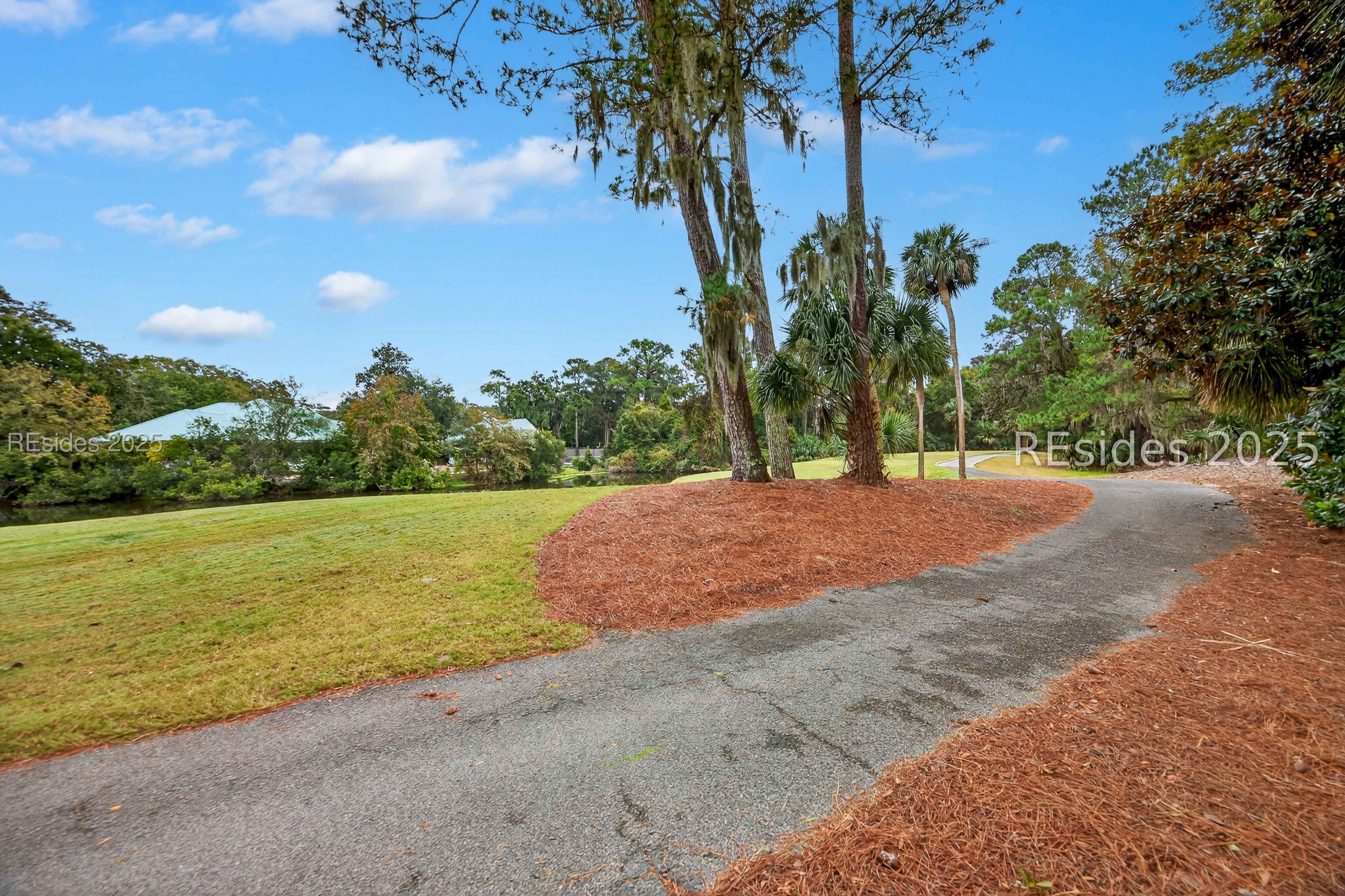 12 Valencia Road, Unit 36 Hilton Head Island, SC 29928 - Photo 32 of 35