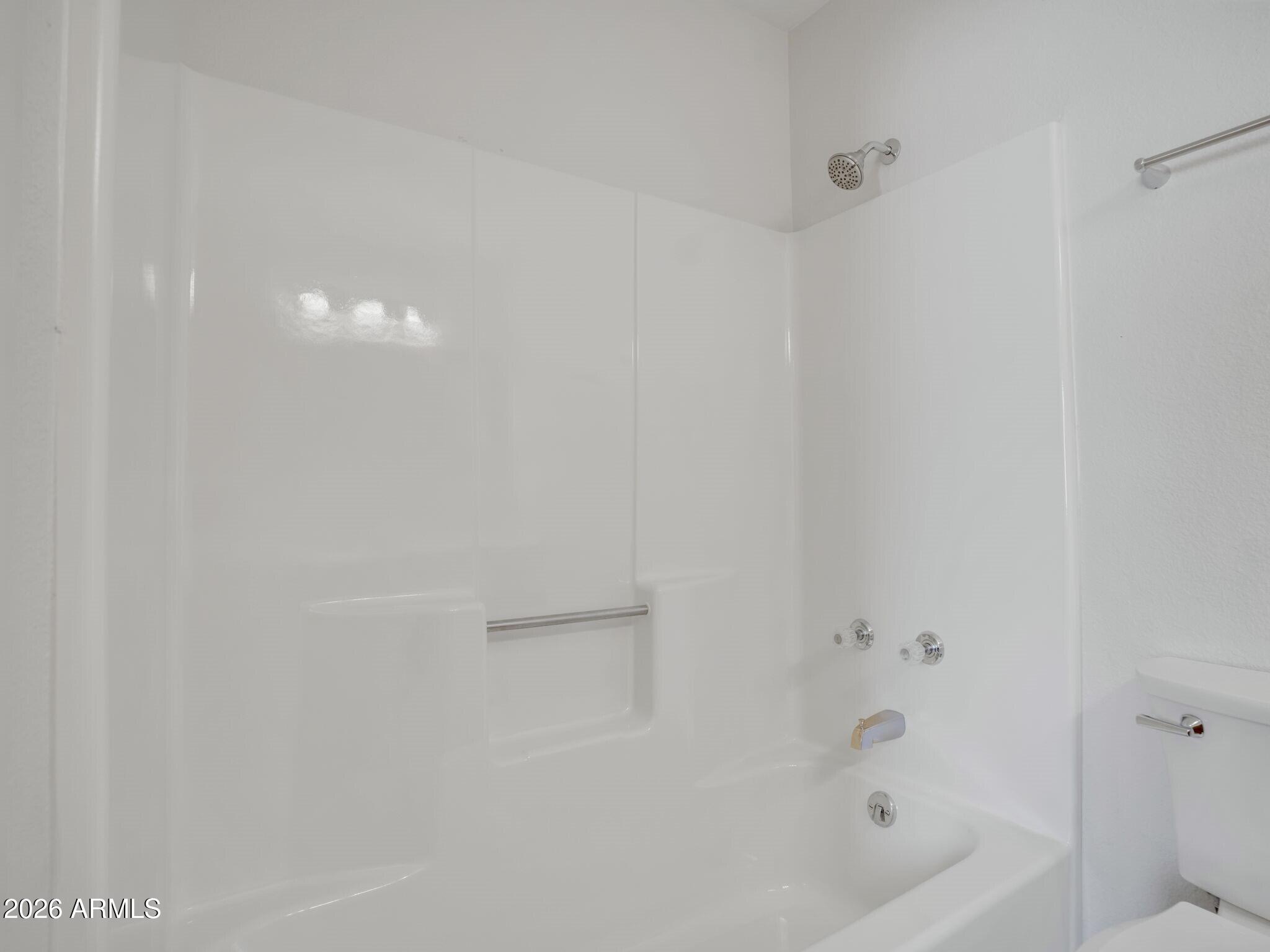 371 Rim Rock Circle, Unit 2 Prescott, AZ 86303 - Photo 24 of 36 025_Bedroom 1 Bath Shower Combo