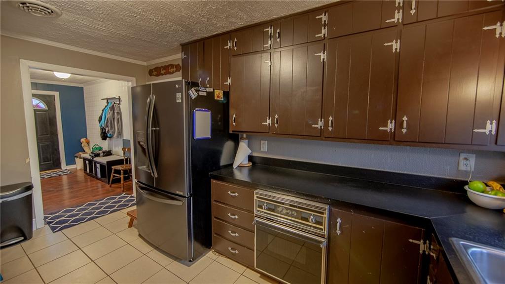 9517 South 300 West Pendleton, IN 46064 - Photo 7 of 23