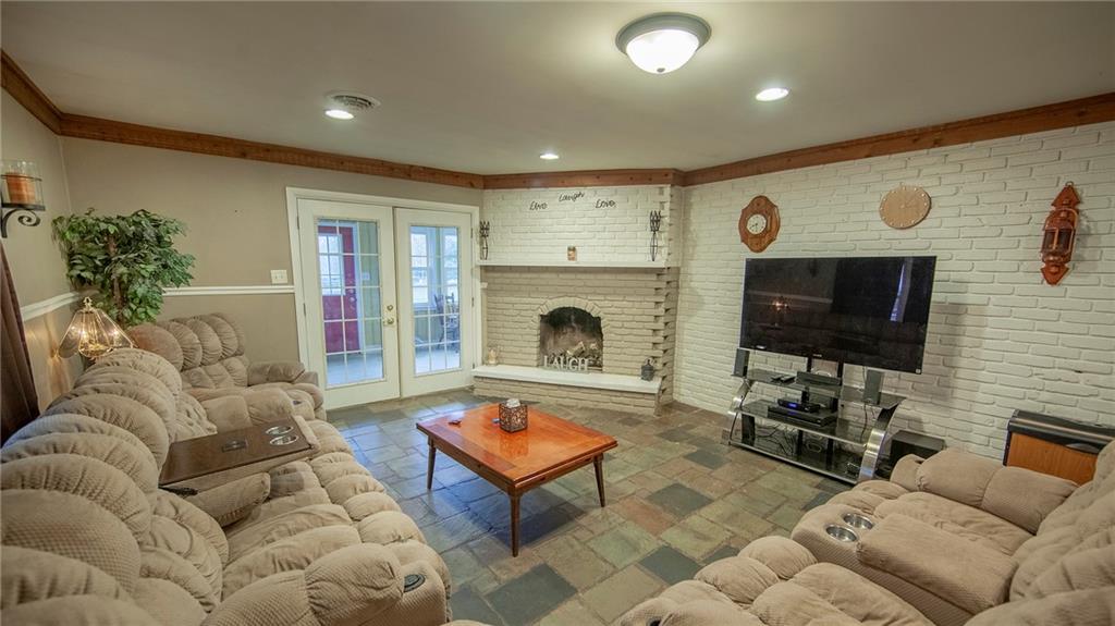 9517 South 300 West Pendleton, IN 46064 - Photo 8 of 23