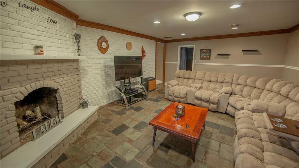 9517 South 300 West Pendleton, IN 46064 - Photo 10 of 23