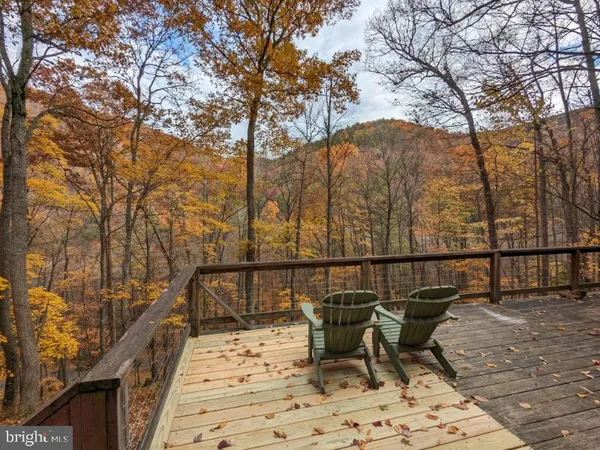 $239,000 | 1453 Dry Run Road, Franklin, WV 26807