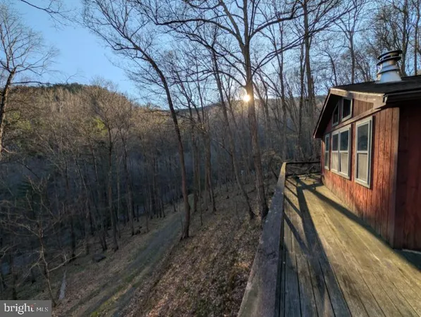 $239,000 | 1453 Dry Run Road, Franklin, WV 26807