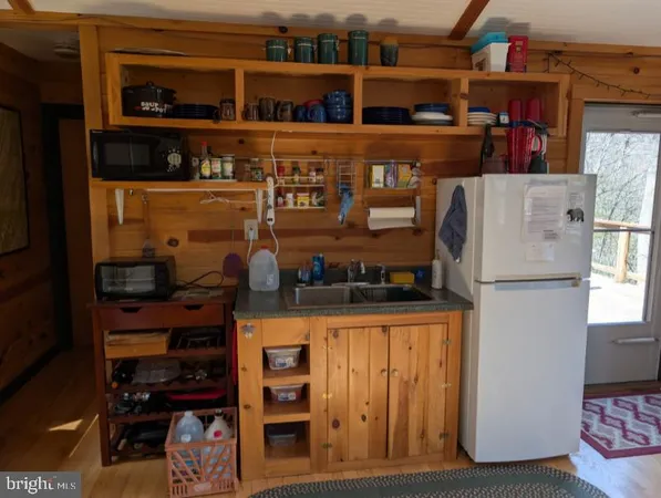 $239,000 | 1453 Dry Run Road, Franklin, WV 26807