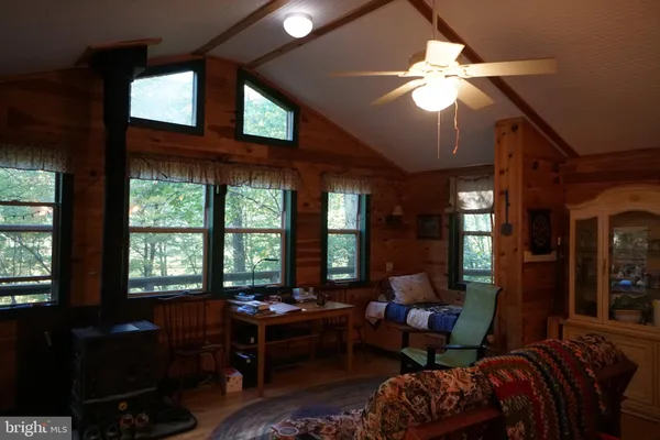 $239,000 | 1453 Dry Run Road, Franklin, WV 26807