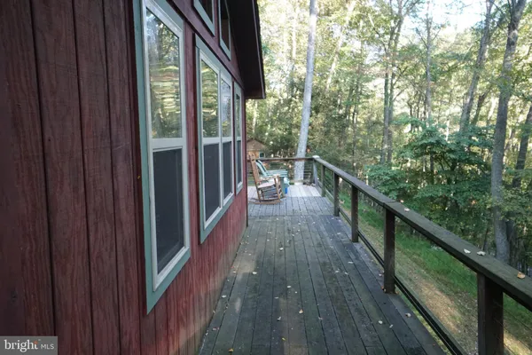 $239,000 | 1453 Dry Run Road, Franklin, WV 26807