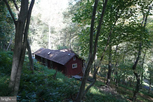 $239,000 | 1453 Dry Run Road, Franklin, WV 26807