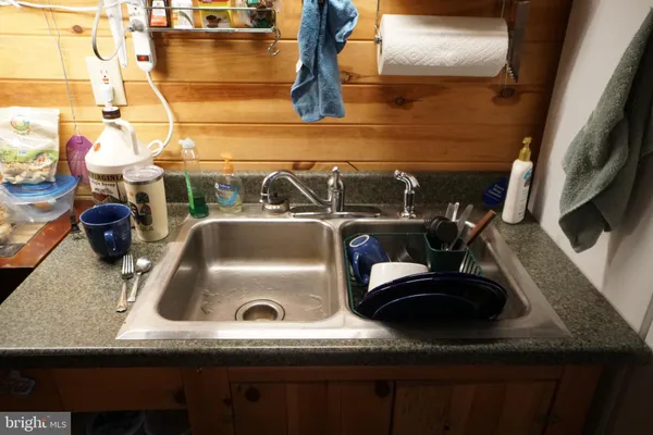 $239,000 | 1453 Dry Run Road, Franklin, WV 26807