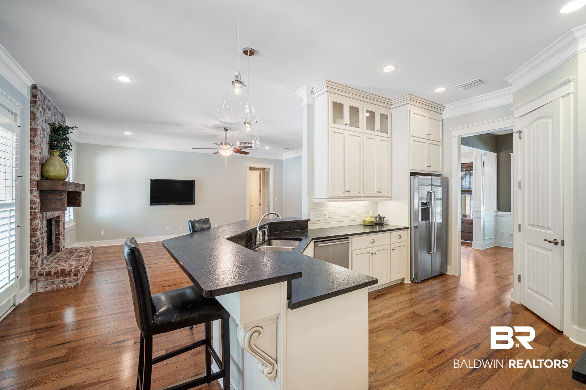 910 Main Street Daphne, AL 36526 - Photo 12 of 36