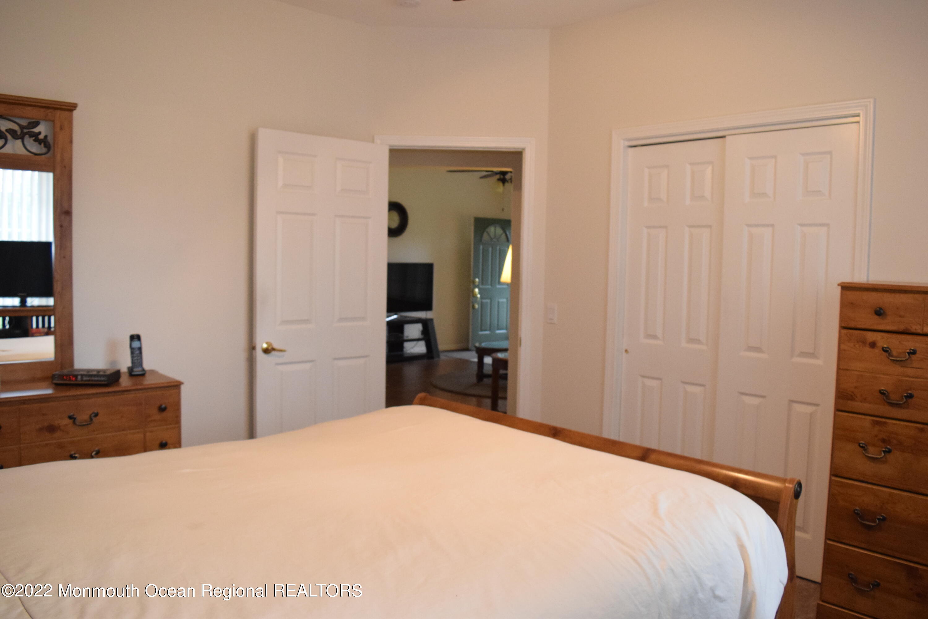 23 Foxwood Road Lakewood, NJ 08701 - Photo 14 of 34 DSC_0284