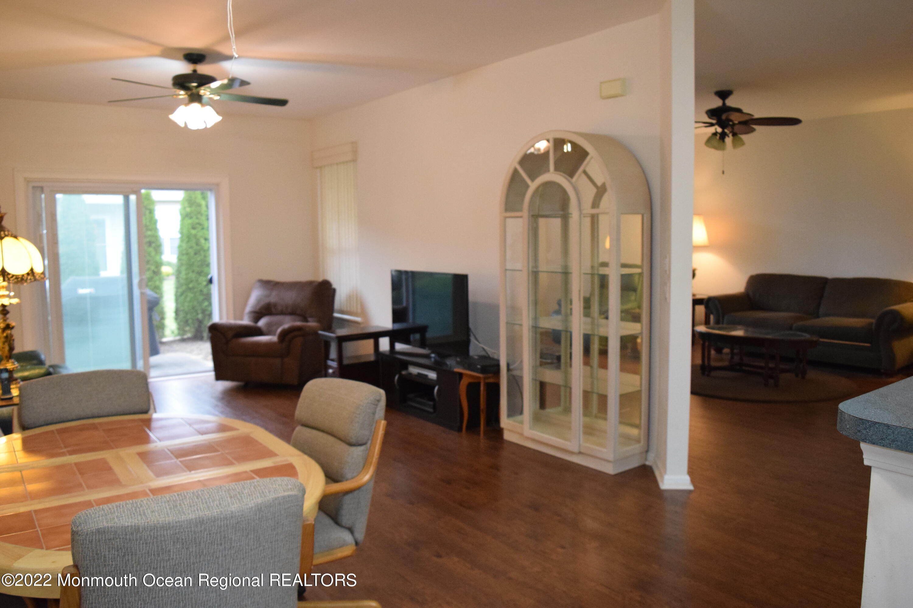23 Foxwood Road Lakewood, NJ 08701 - Photo 10 of 34 DSC_0277
