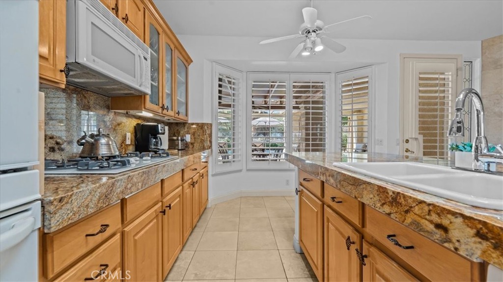 71569 Sahara Road Rancho Mirage, CA 92270 - Photo 12 of 51 Kitchen 3