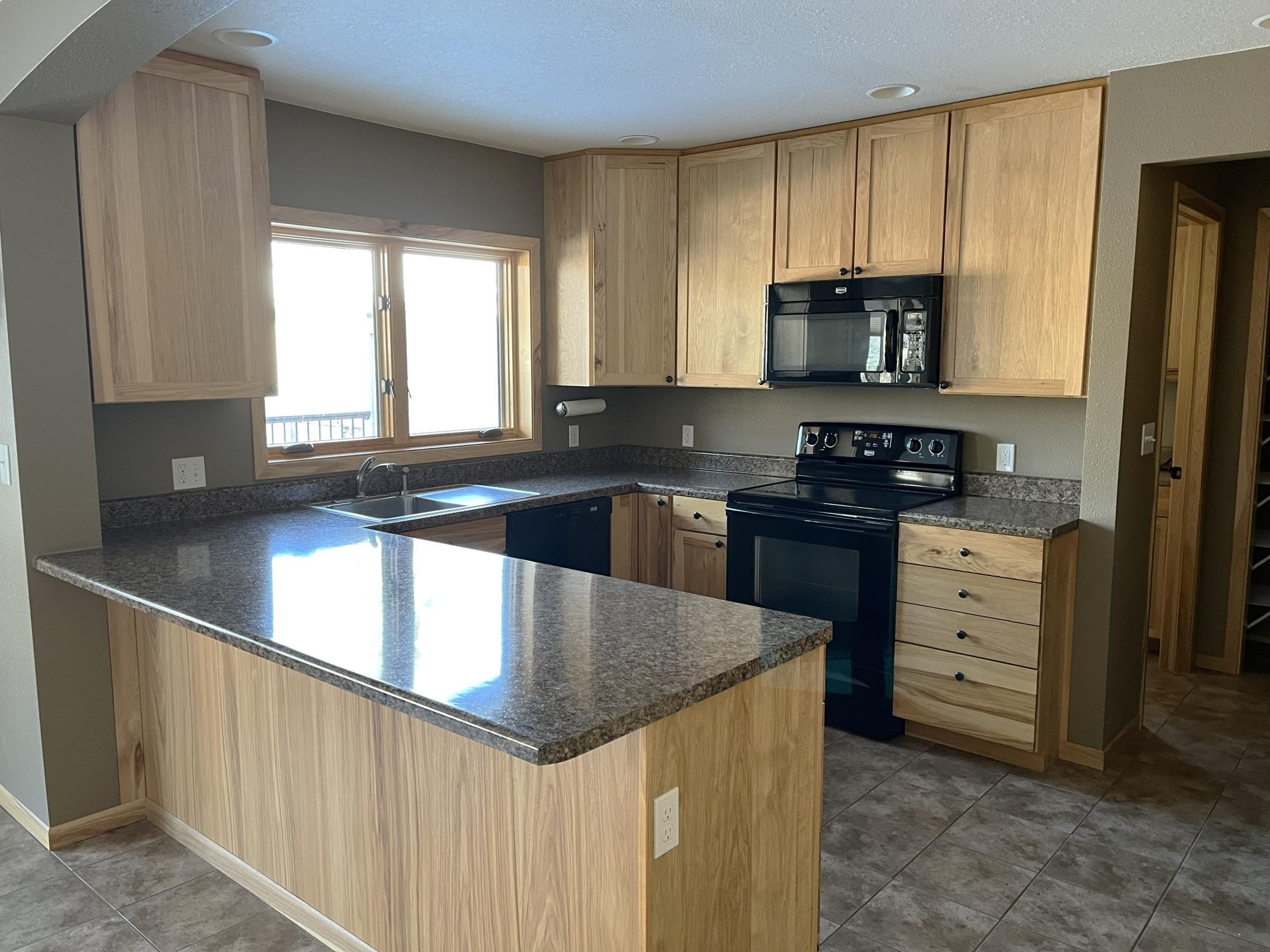 1807 3rd Avenue Northeast Austin, MN 55912 - Photo 9 of 37