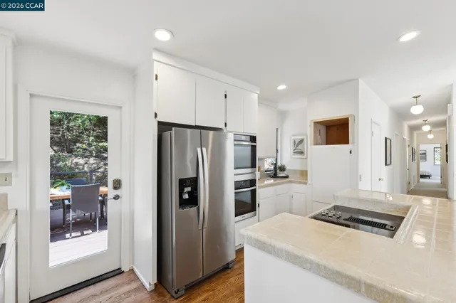 $1,595,000 | 39 St Stephens Drive, Orinda, CA 94563