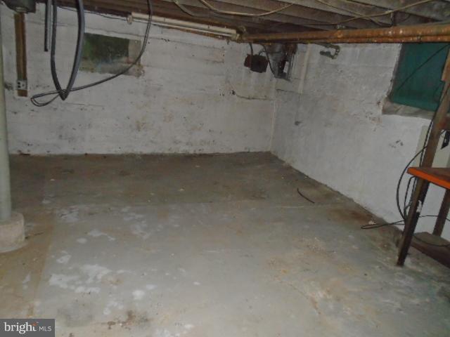 726 Patterson Avenue Croydon, PA 19021 - Photo 3 of 29 Gallery Image 3