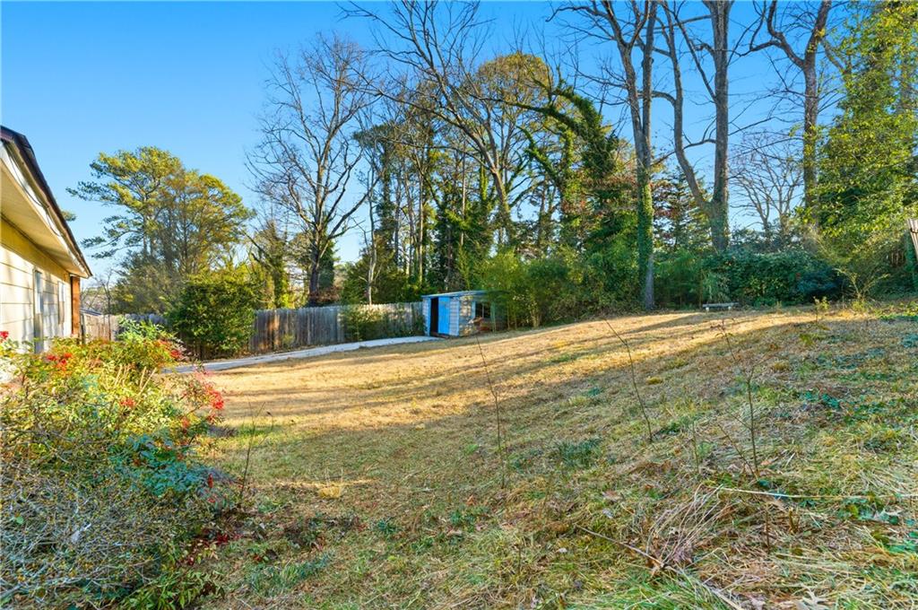 1887 Robinhill Court Tucker, GA 30084 - Photo 23 of 25