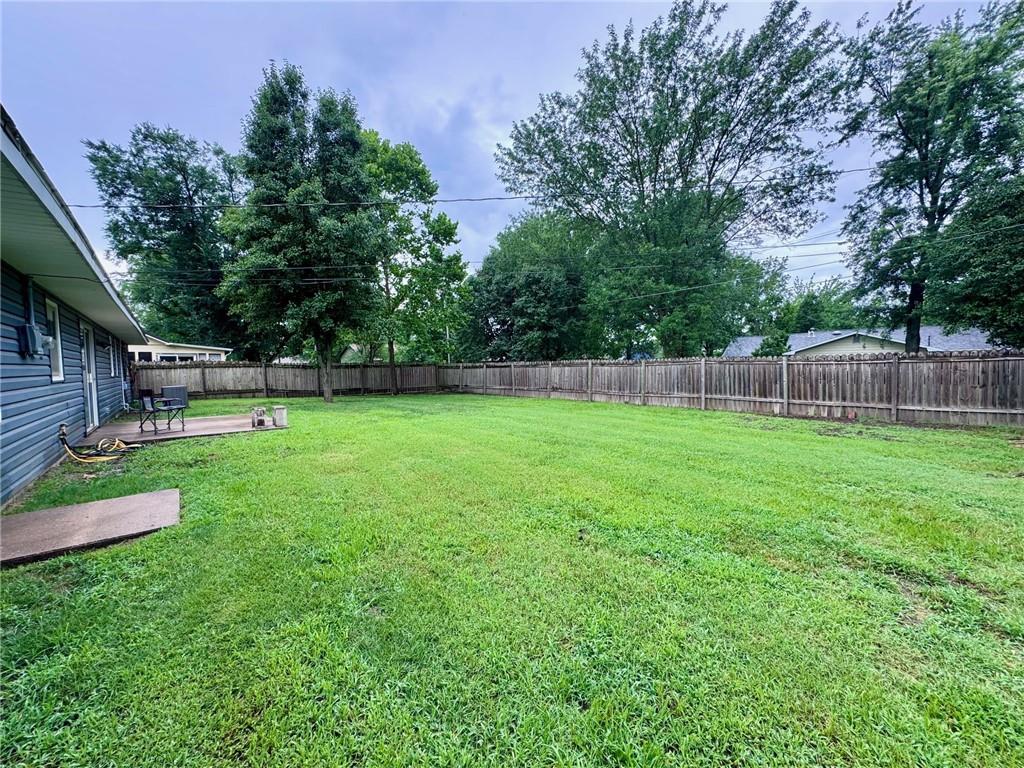 1012 Meadowbrook Road Iola, KS 66749 - Photo 16 of 17