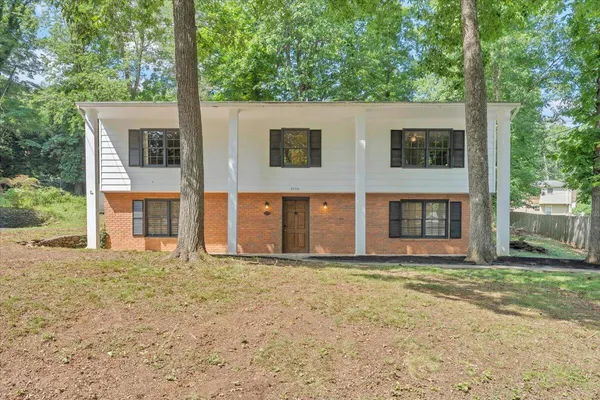 $399,950 | 2750 White Pelican Lane, Roanoke, VA 24018