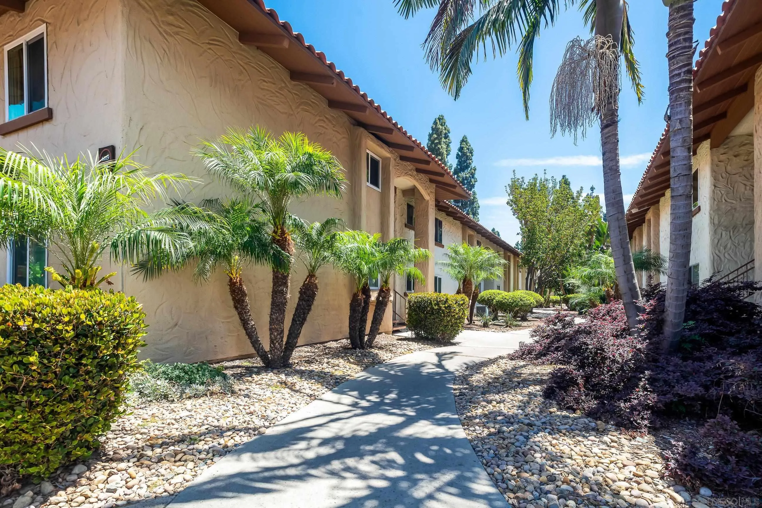 6019 Rancho Mission Road, Unit 201 San Diego, CA 92108 - Photo 10 of 56