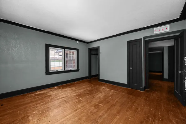 $250,000 | 1012 5th Avenue South, Clinton, IA 52732