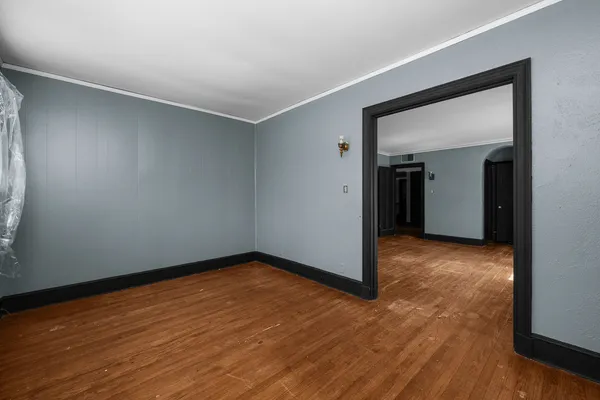 $250,000 | 1012 5th Avenue South, Clinton, IA 52732