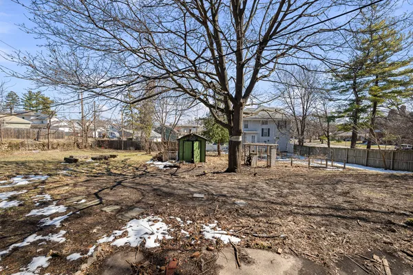 $250,000 | 1012 5th Avenue South, Clinton, IA 52732