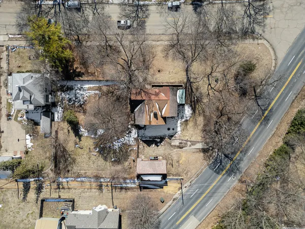 $250,000 | 1012 5th Avenue South, Clinton, IA 52732