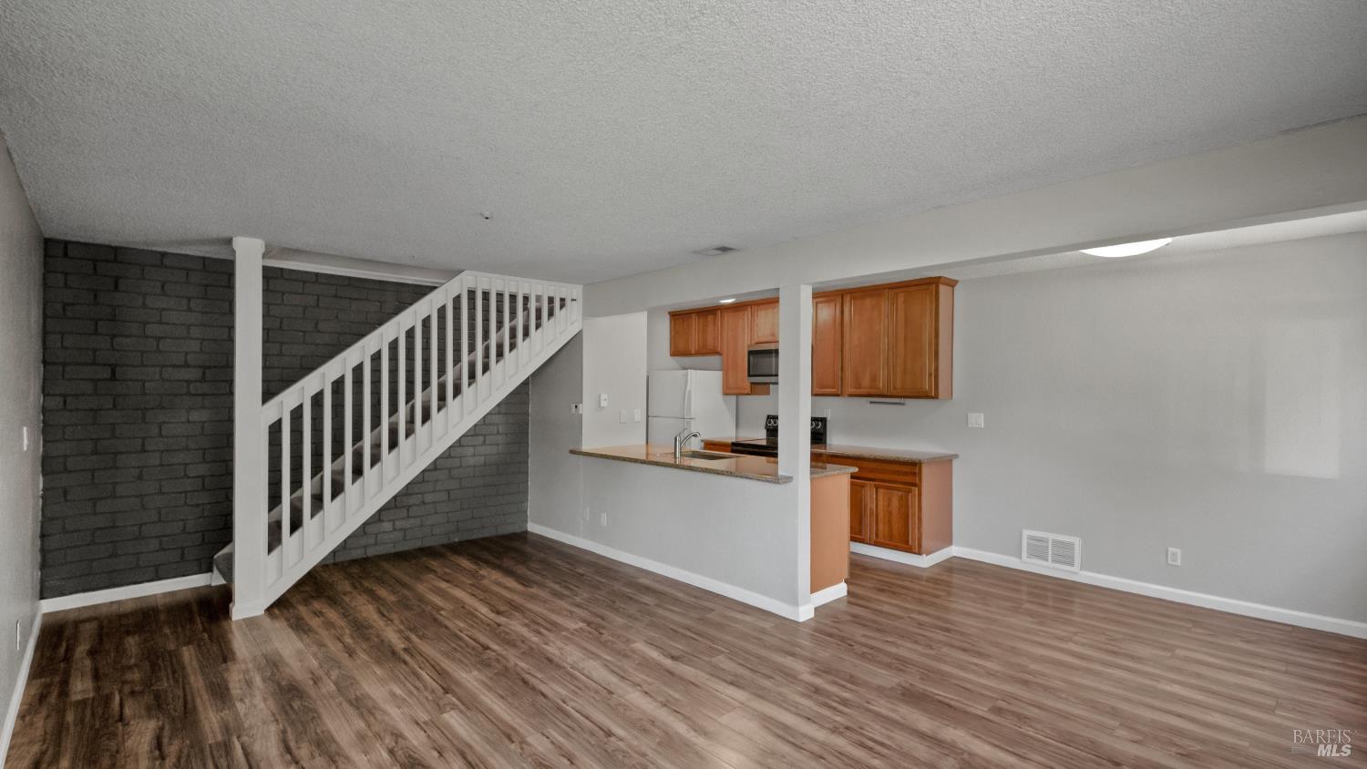 2521 Coffey Lane Santa Rosa, CA 95403 - Photo 6 of 20