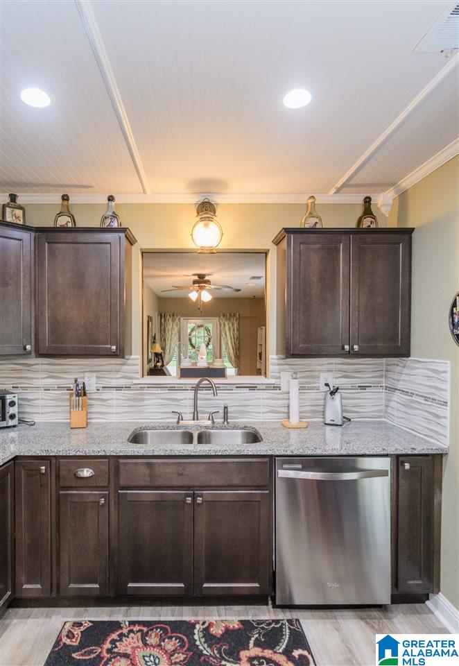 124 Mission Circle South Alabaster, AL 35007 - Photo 14 of 36