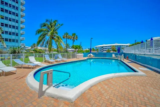 $375,000 | 1900 South Ocean Drive, Unit 502, Fort Lauderdale, FL 33316