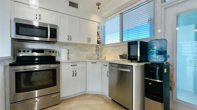 $375,000 | 1900 South Ocean Drive, Unit 502, Fort Lauderdale, FL 33316