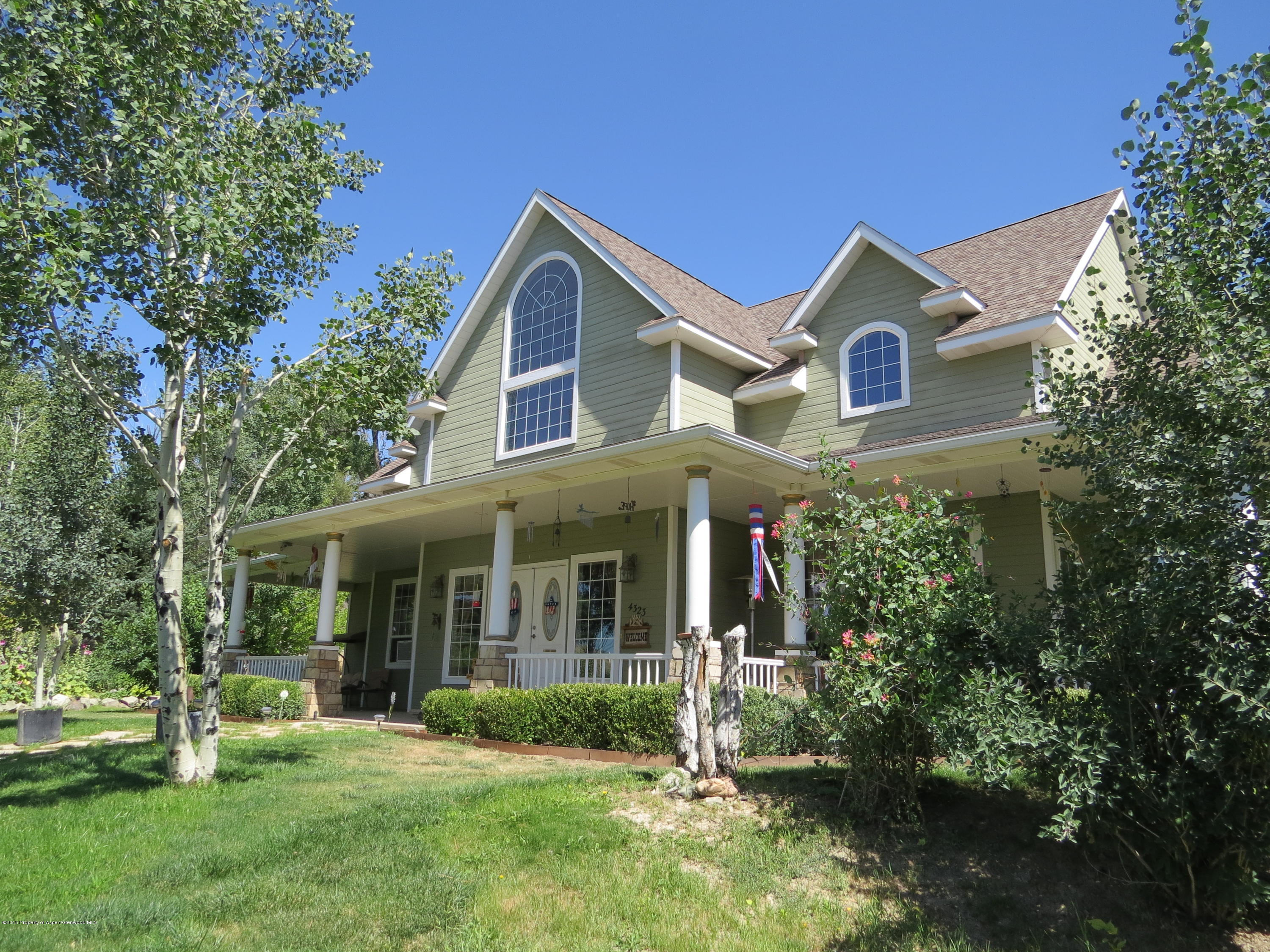 4323 Peach Valley Road Silt, CO 81652 - Photo 4 of 31 Front Porch 2