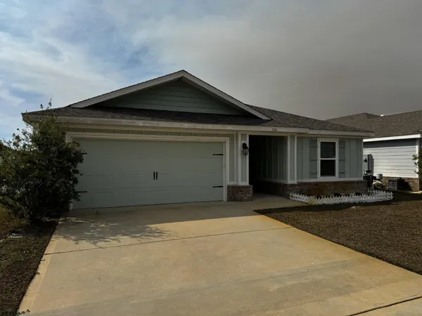 $2,350 | 146 Old Canoe Lane, Freeport, FL 32439