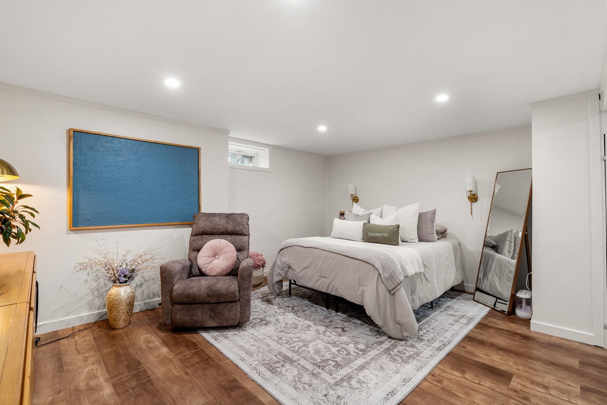21 Hayden Street Nashua, NH 03060 - Photo 32 of 39