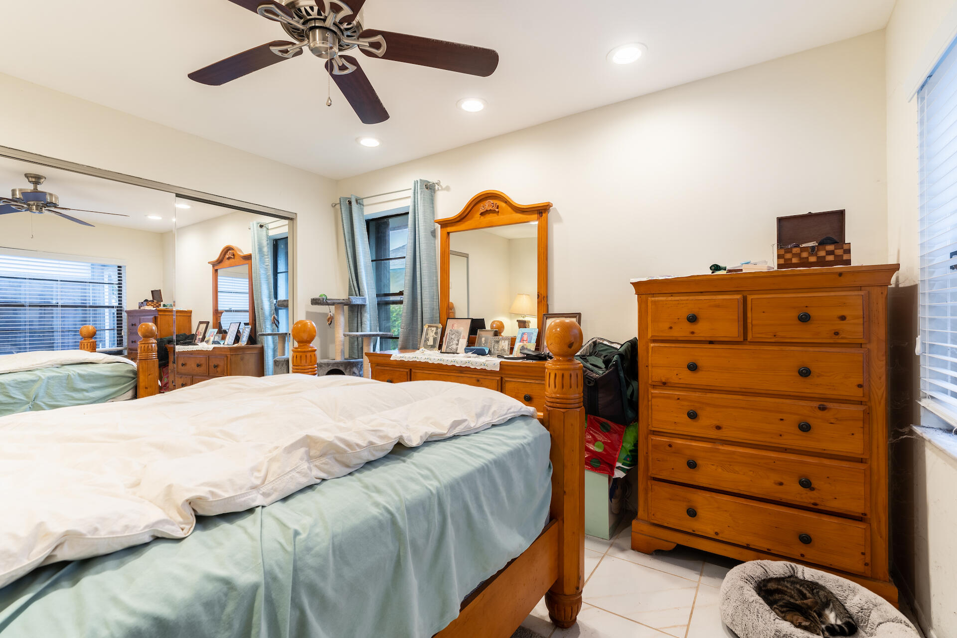 9142 Southwest 22nd Street, Unit F Boca Raton, FL 33428 - Photo 22 of 38 Bedroom 2