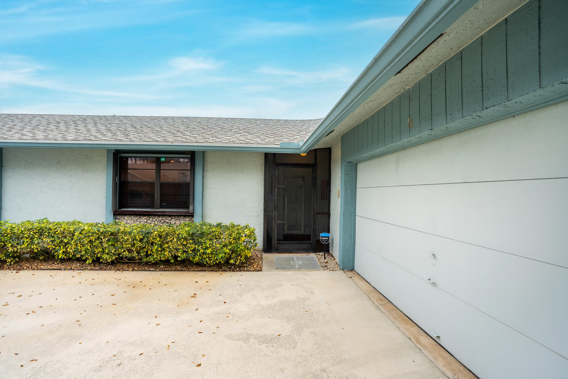 9142 Southwest 22nd Street, Unit F Boca Raton, FL 33428 - Photo 7 of 38 Entrance