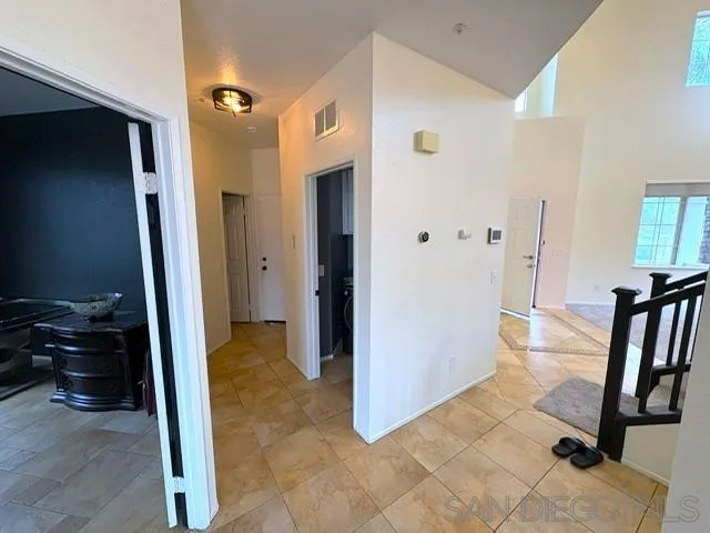 8873 Gumtree Lane Riverside, CA 92508 - Photo 6 of 36 Gallery Image 6