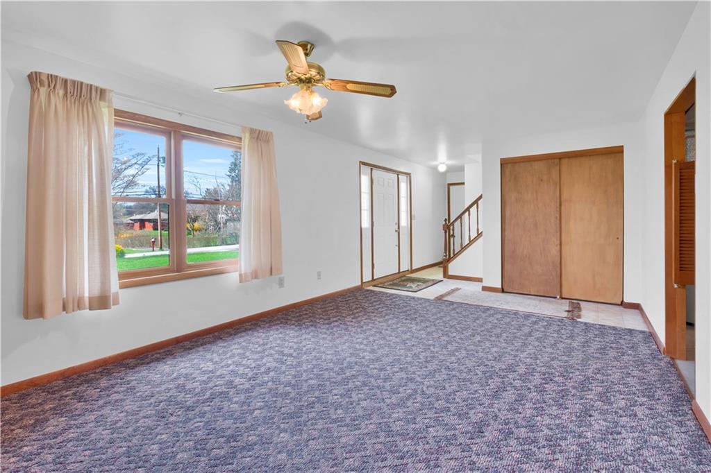 374 Goldsmith Road Pittsburgh, PA 15237 - Photo 19 of 25 a view of an empty room with a window