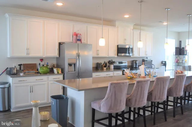 $2,800 | 6947 Stoddert Lane, Landover, MD 20785