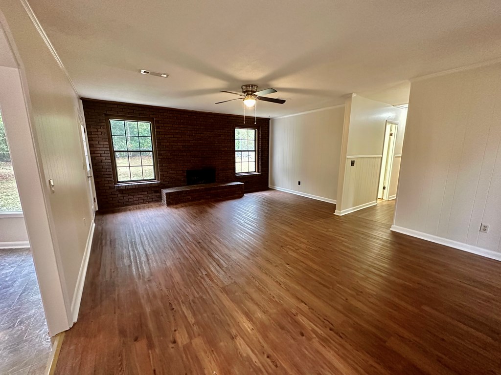 2321 Aberdeen Road Dothan, AL 36301 - Photo 6 of 21